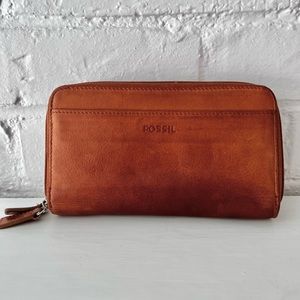 Fossil Large Leather 2 Sectional Wallet
